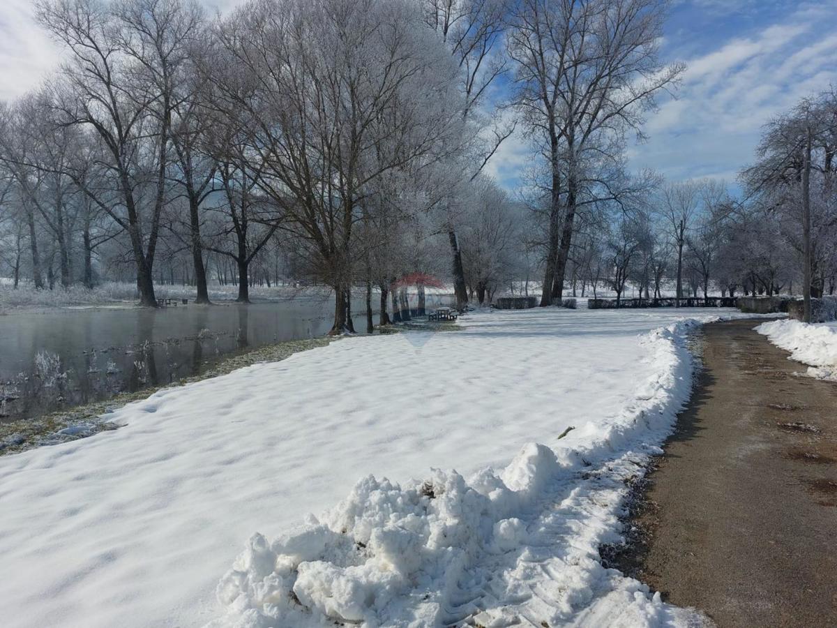 Terreno edificabile Čovići, Otočac, 1.234m2