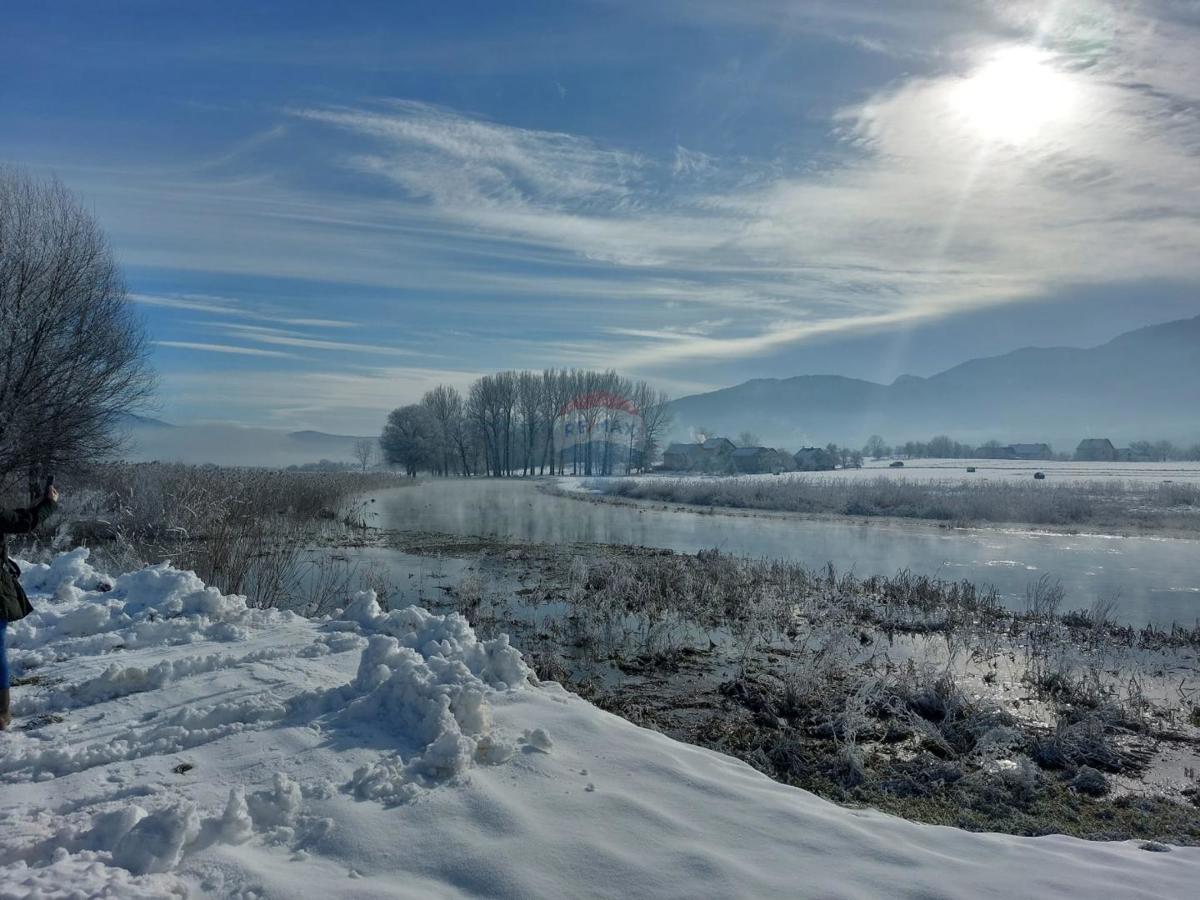 Terreno edificabile Čovići, Otočac, 1.234m2