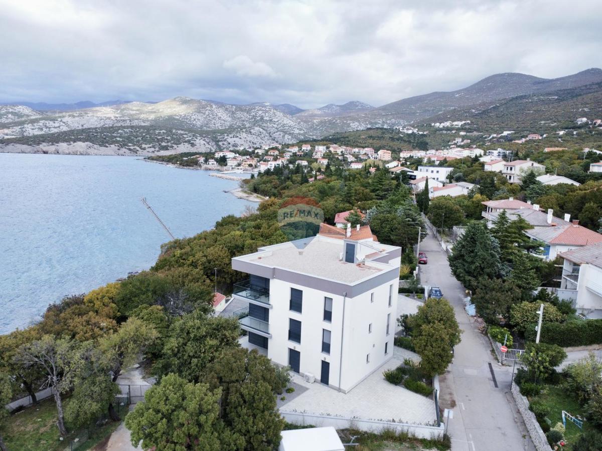 Novi Vinodolski, Klenovica – Appartamento Due Camere Prima Linea sul Mare