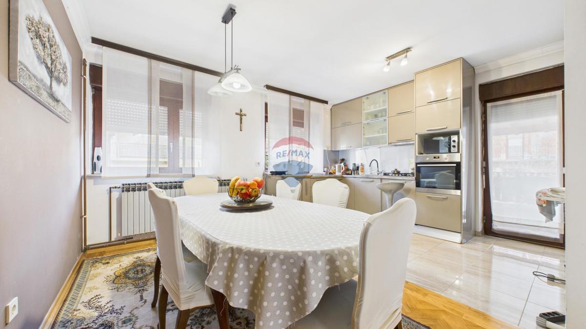 Casa Trnava, Donja Dubrava, 250m2