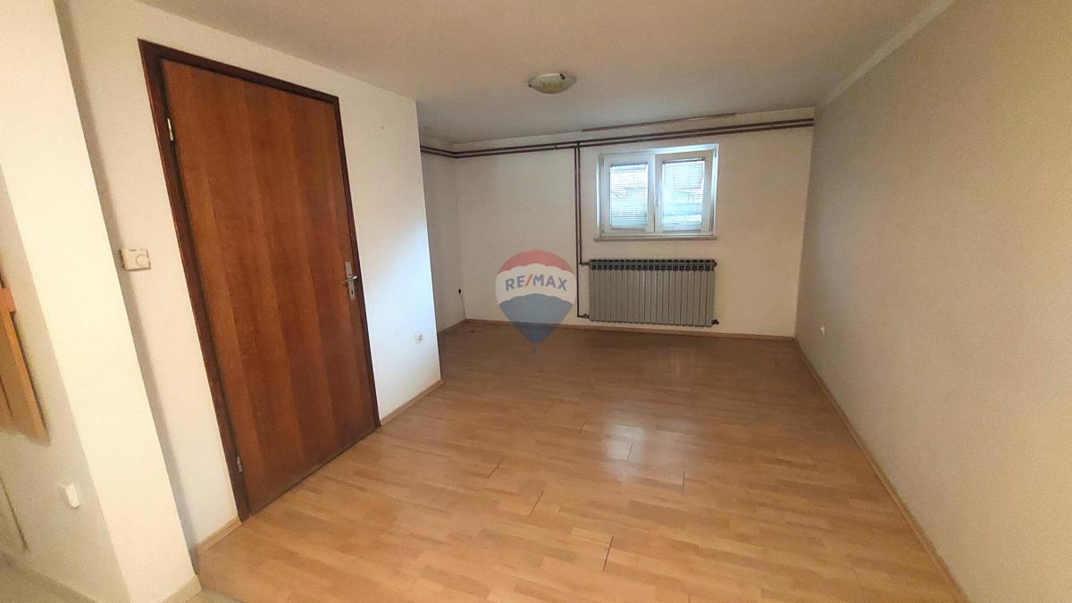 Casa Trnava, Donja Dubrava, 250m2