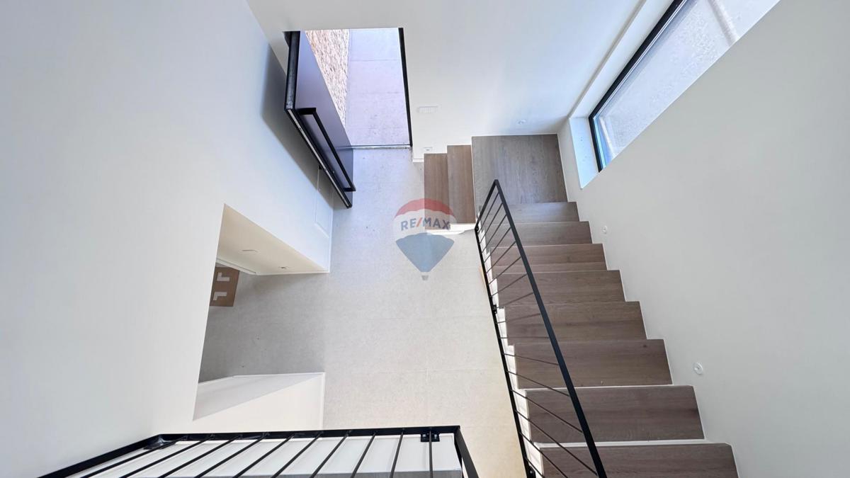 Casa Garica, Vrbnik, 230m2