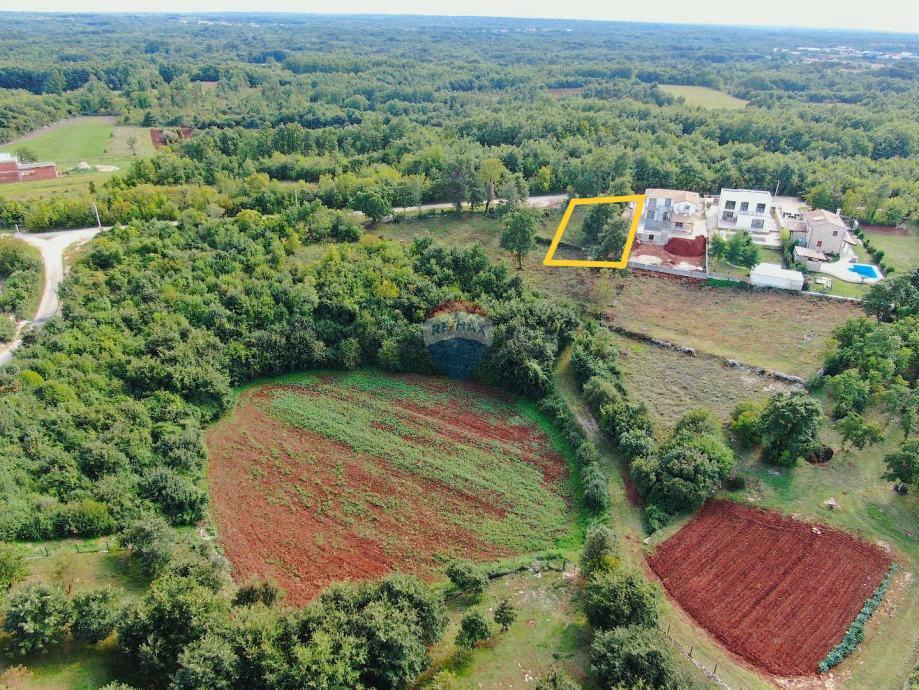ISTRIA, SVETVINČENAT - Terreno edificabile di 726 m² in splendida posizione