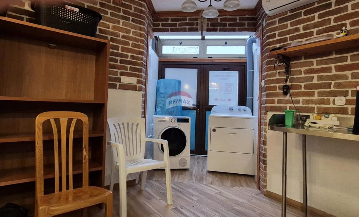 Attività commerciale Novi Vinodolski, 36m2