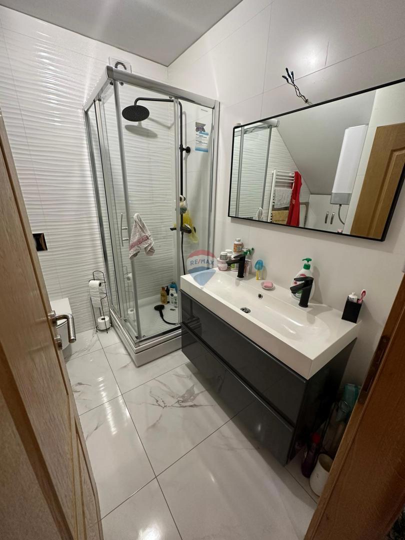 Crikvenica – spazioso appartamento con tre camere da letto ideale per la vita familiare