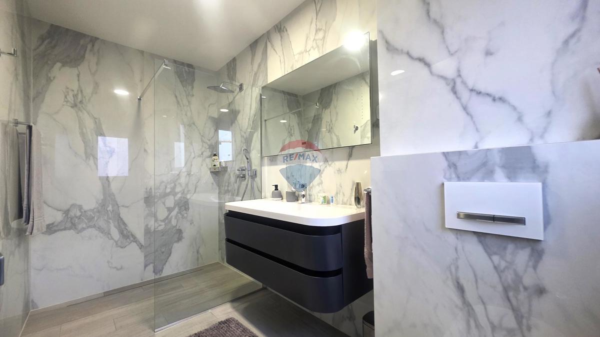 Istria, Umago – Appartamento di lusso con 3 camere da letto