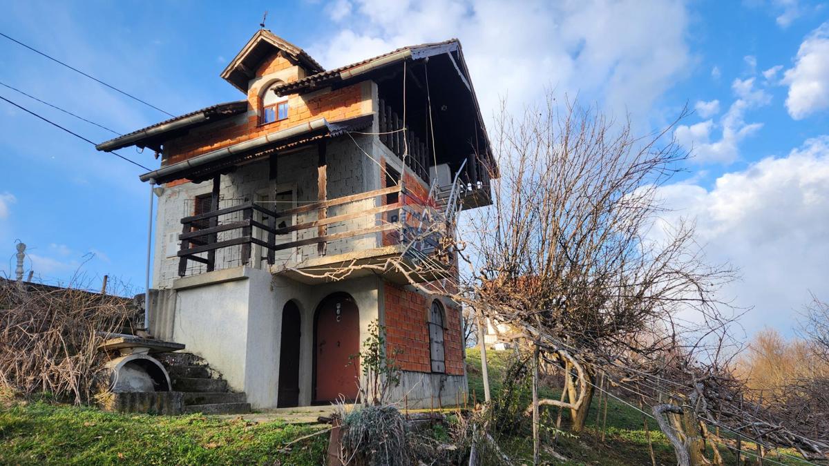 Casa Vrh Letovanićki, Lekenik, 96m2