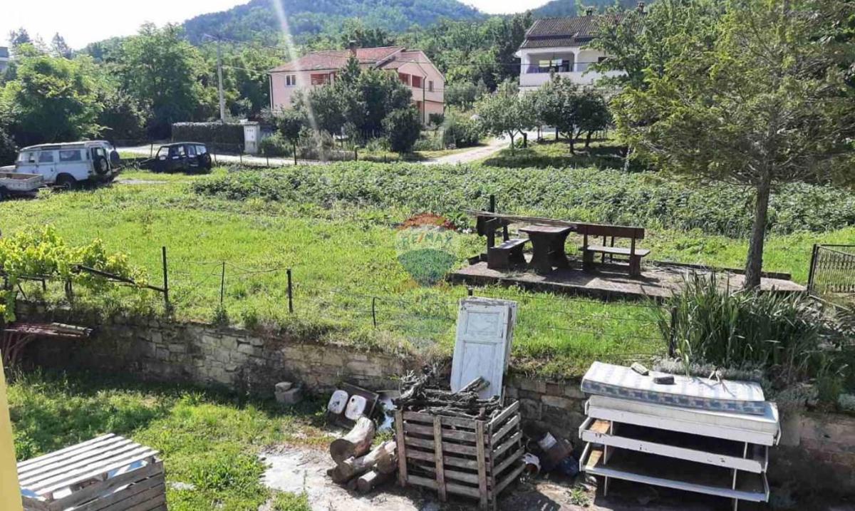 Terreno edificabile Motovun, 697m2