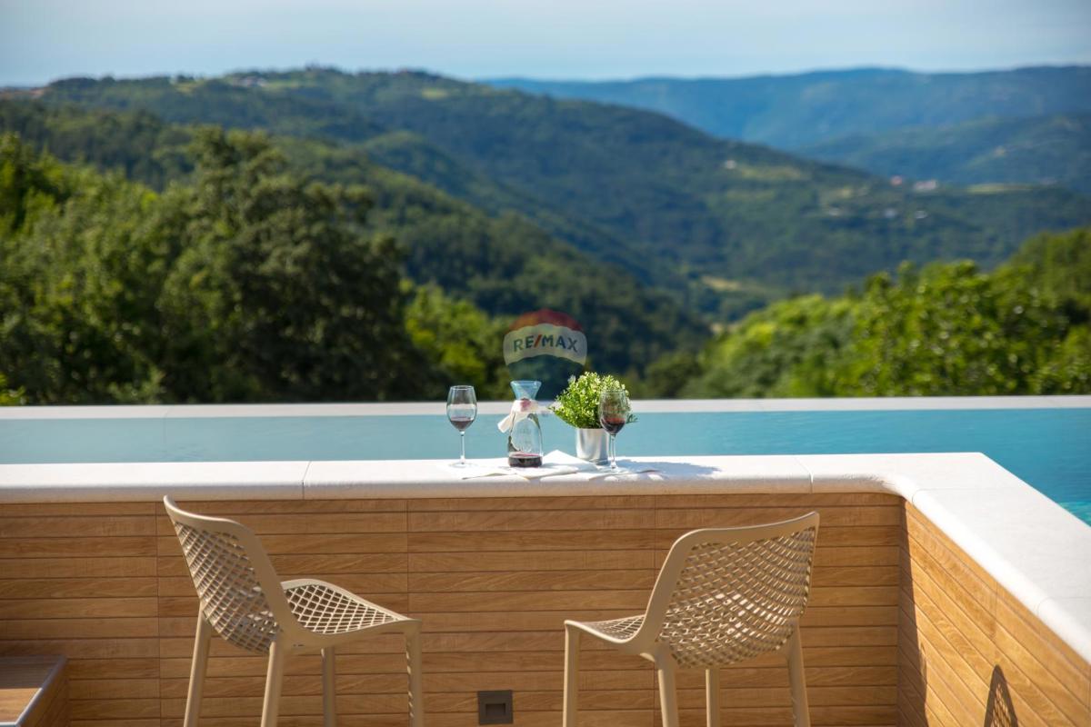 Casa Zamask, Pazin - Okolica, 240m2