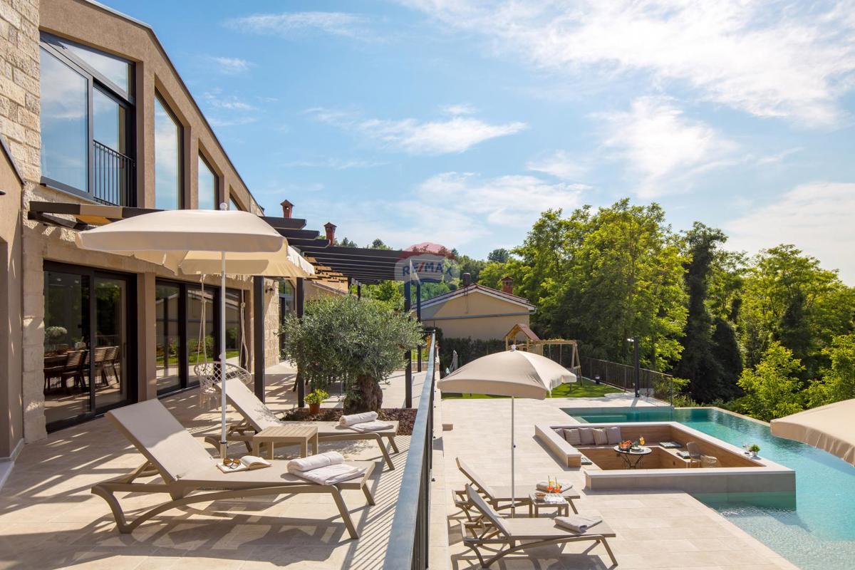 Casa Zamask, Pazin - Okolica, 240m2