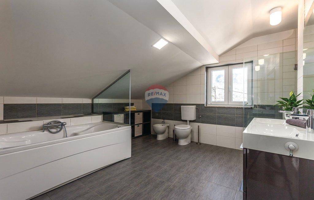 Casa Bribir, Vinodolska Općina, 240m2