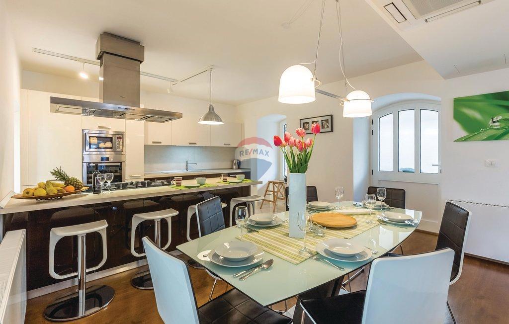 Casa Bribir, Vinodolska Općina, 240m2