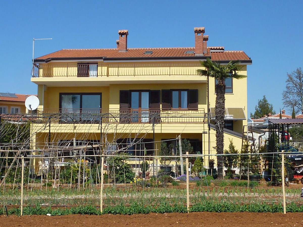 Villa Singola/Casa Vacanza Buići, Poreč, 420m2