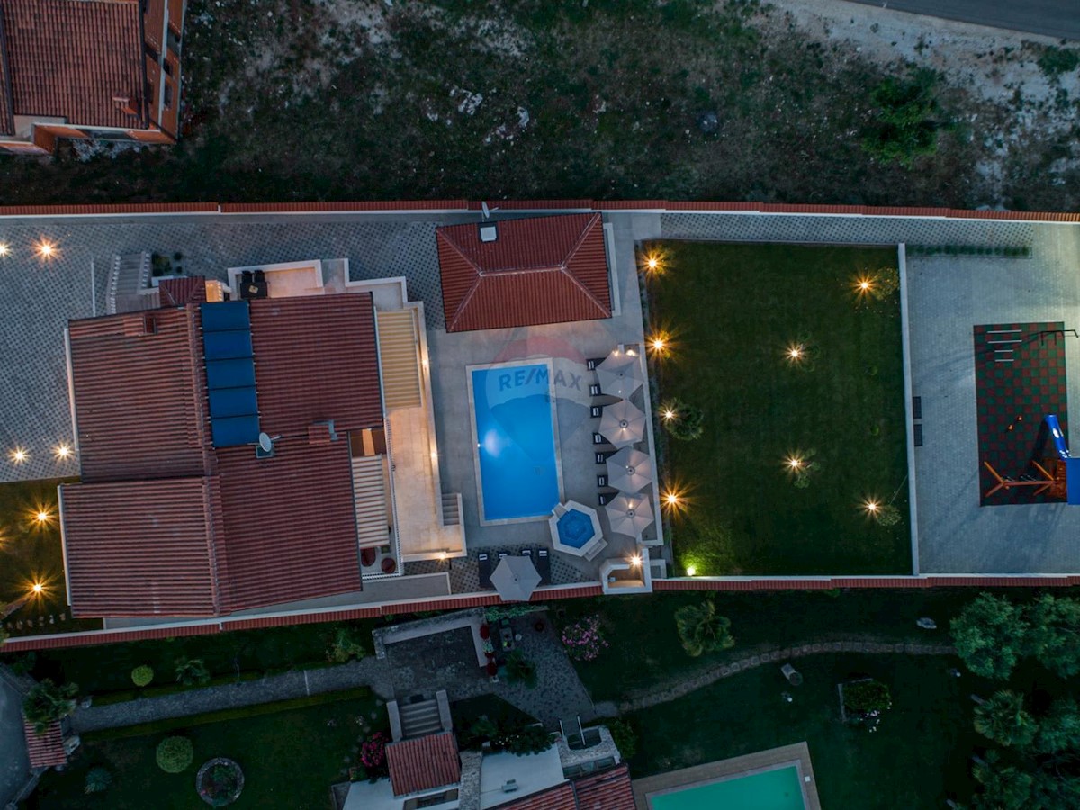 Villa Singola/Casa Vacanza Buići, Poreč, 339m2