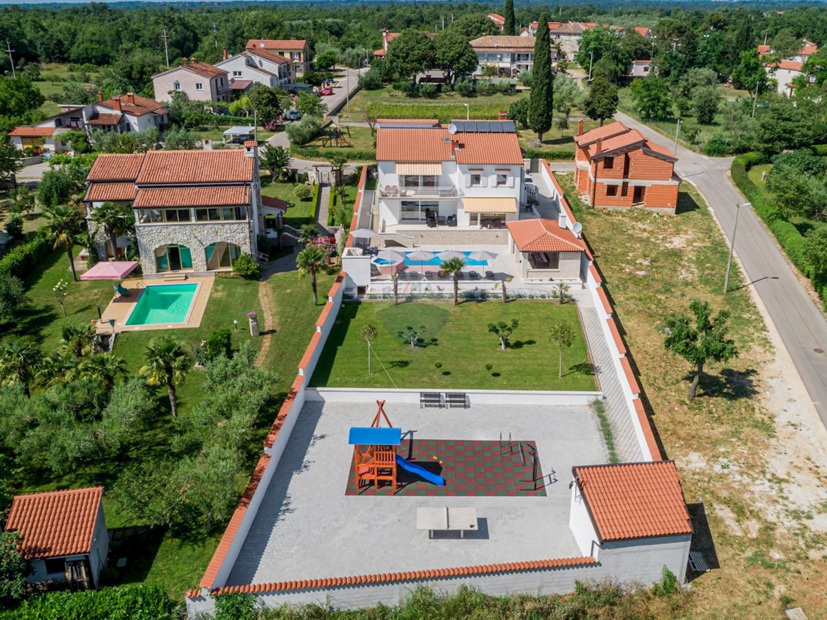 Villa Singola/Casa Vacanza Buići, Poreč, 339m2