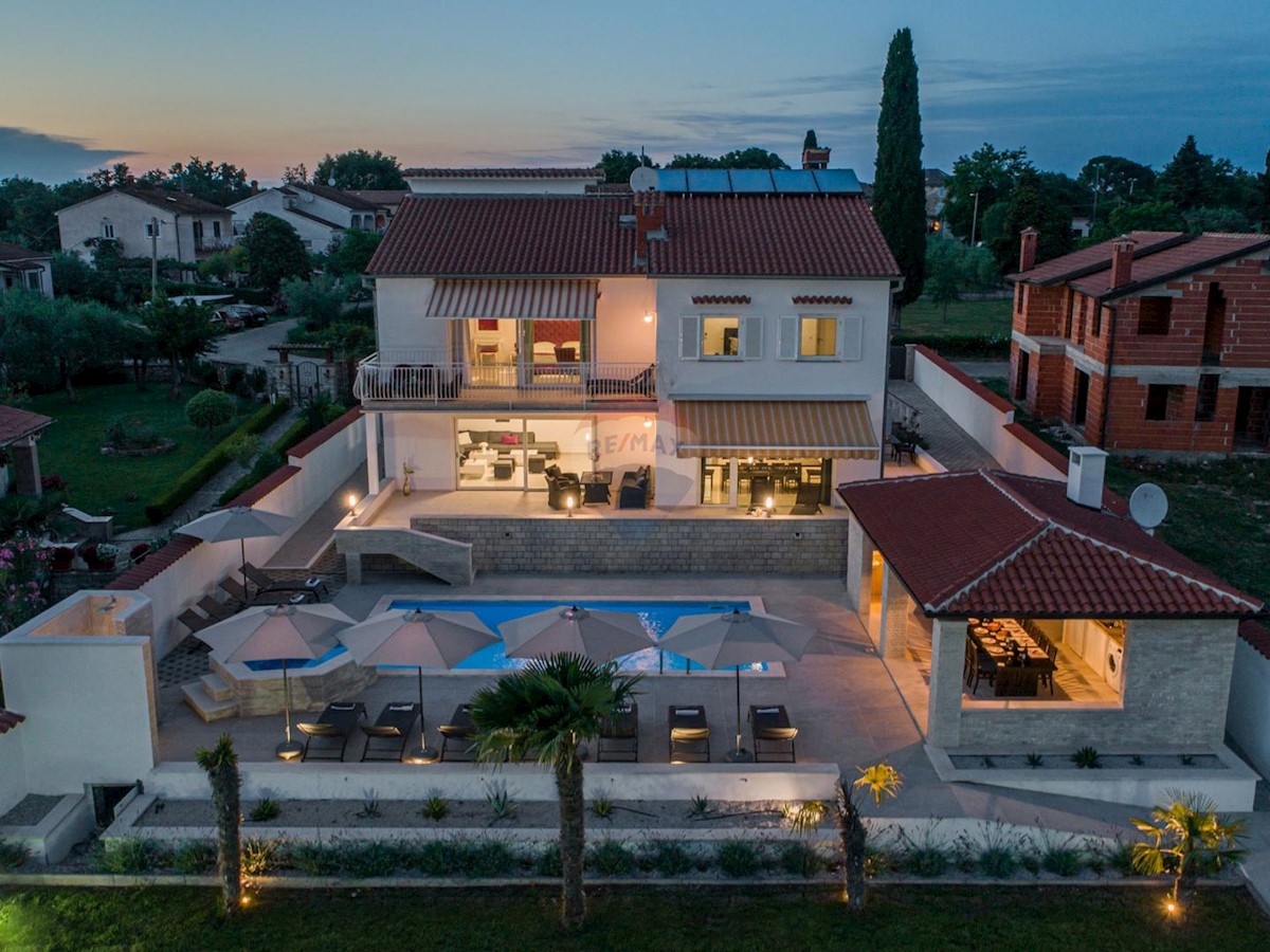 Villa Singola/Casa Vacanza Buići, Poreč, 339m2