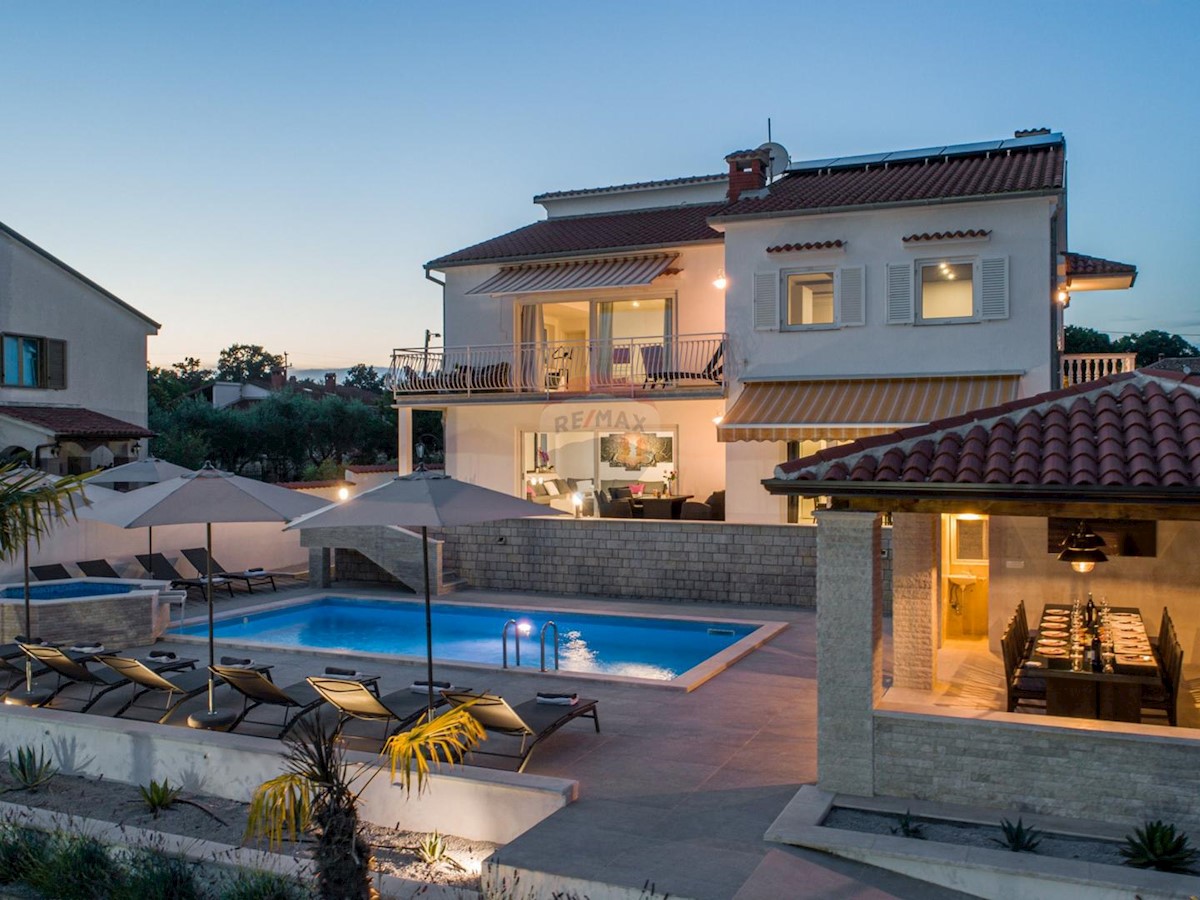 Villa Singola/Casa Vacanza Buići, Poreč, 339m2