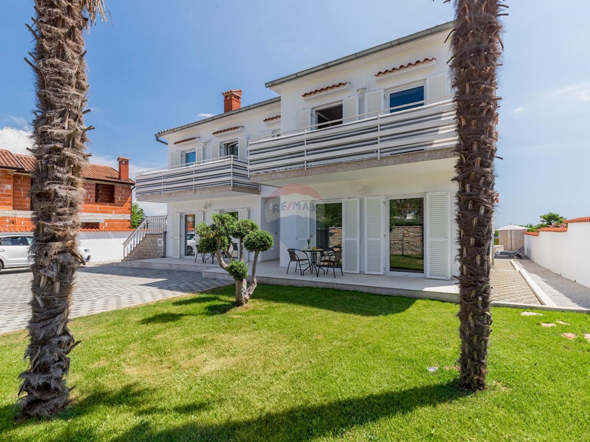 Villa Singola/Casa Vacanza Buići, Poreč, 339m2