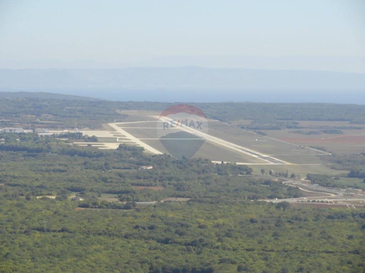 Terreno edificabile Valtura, Ližnjan, 11.625m2