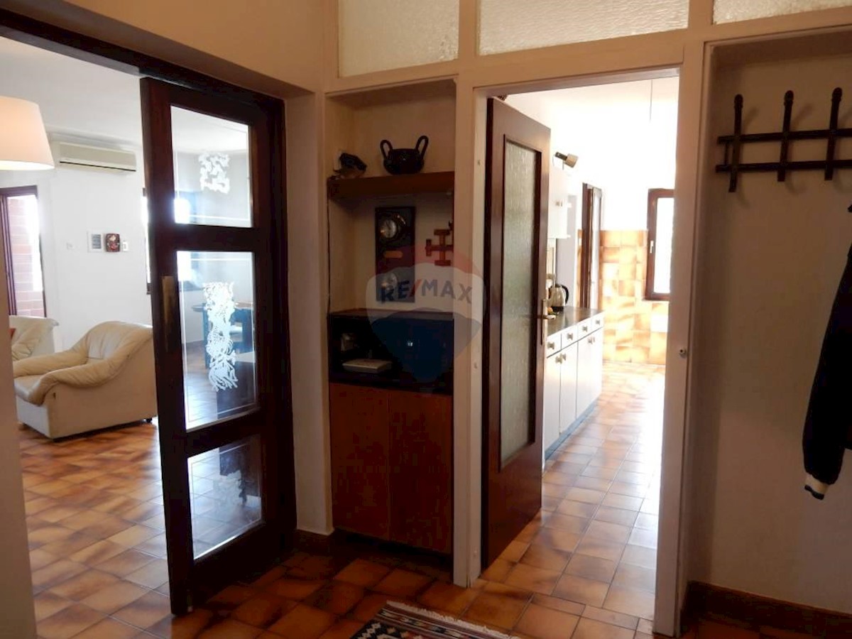 Villa Singola/Casa Vacanza Ika, Opatija - Okolica, 483m2