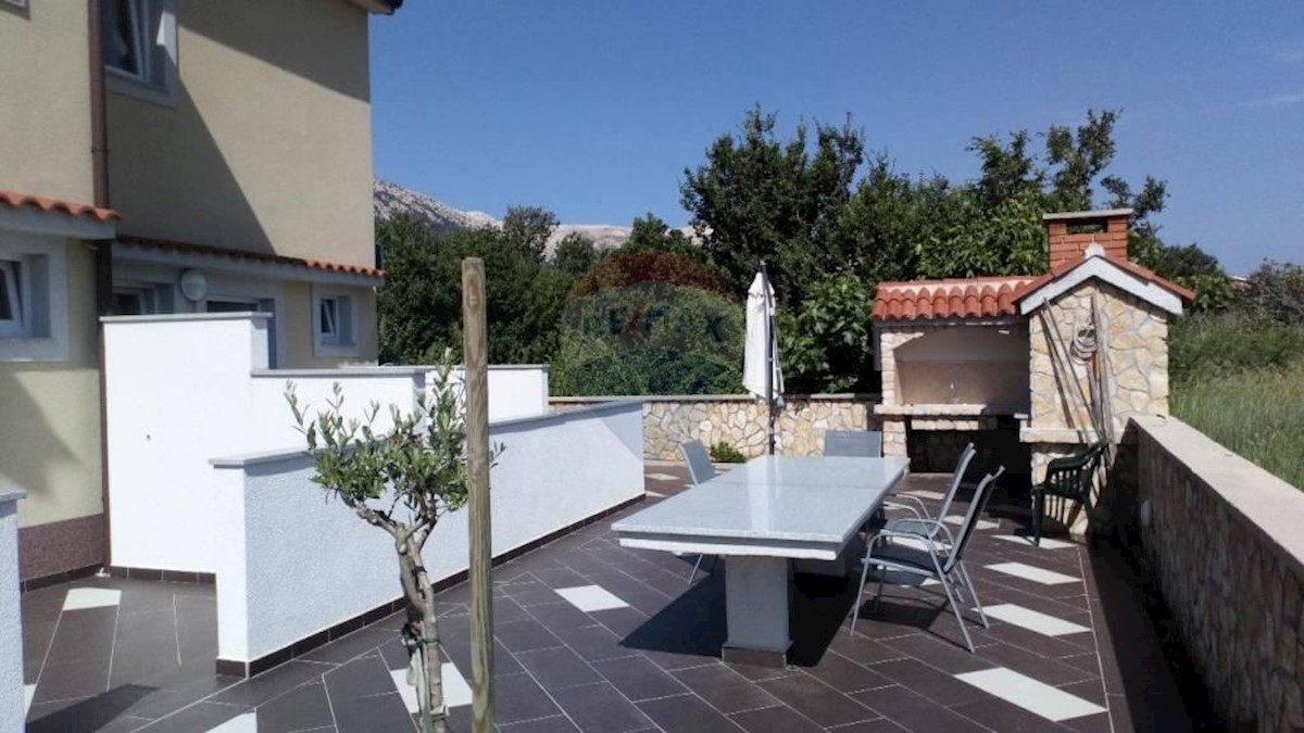 Villa Singola/Casa Vacanza Baška, 320m2