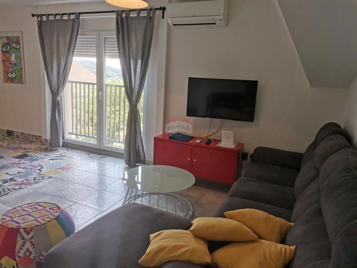  Rab, Supetarska draga -  85m2, Appartamento , vista parcheggio