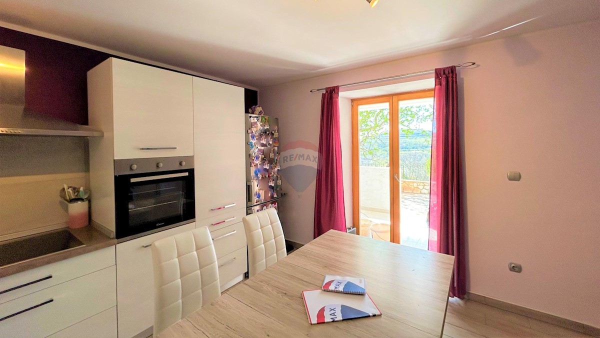 ISTRIA, BUJE - Detached house and large building plot