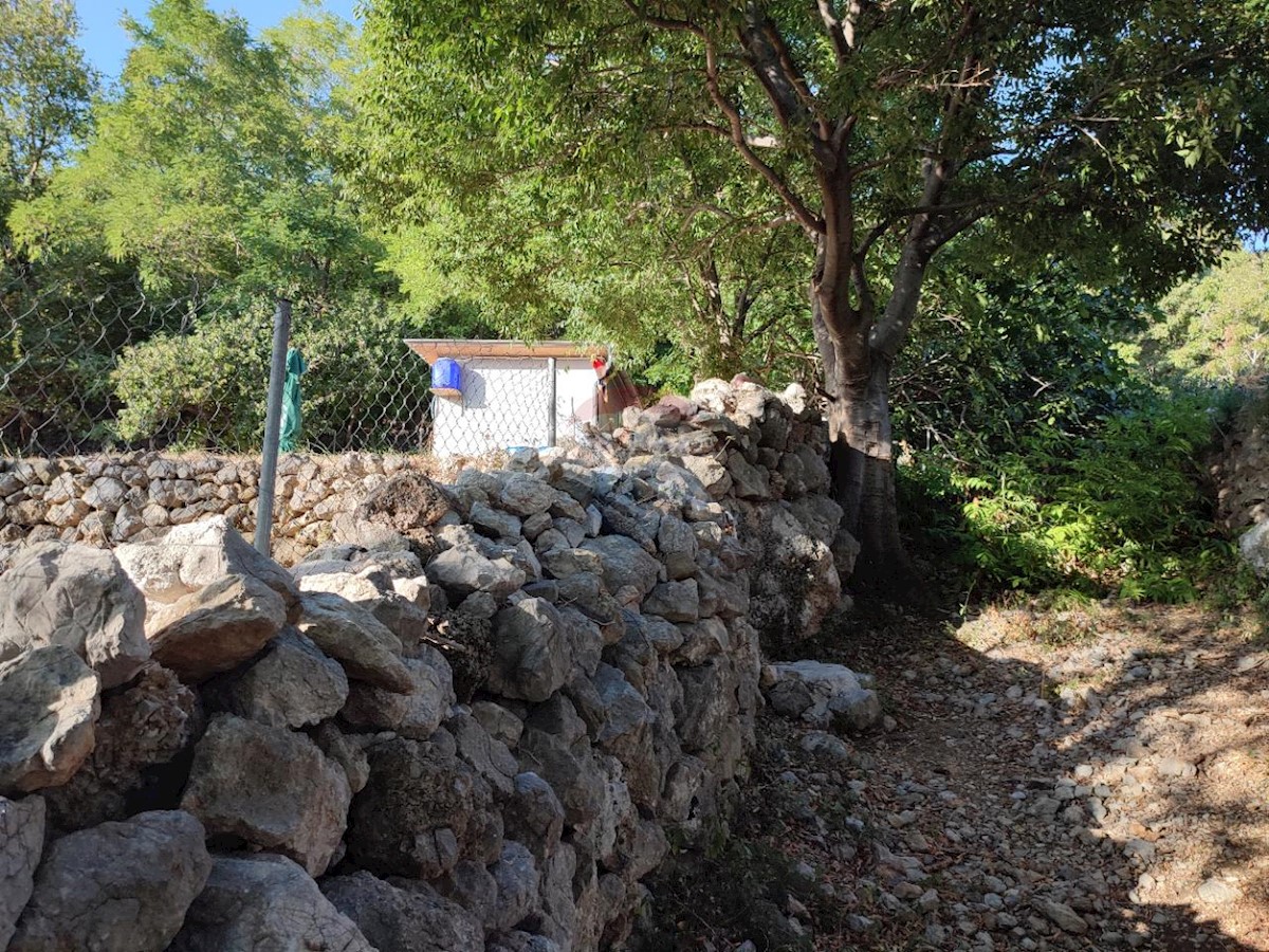 Terreno non edificabile Baška, 598m2