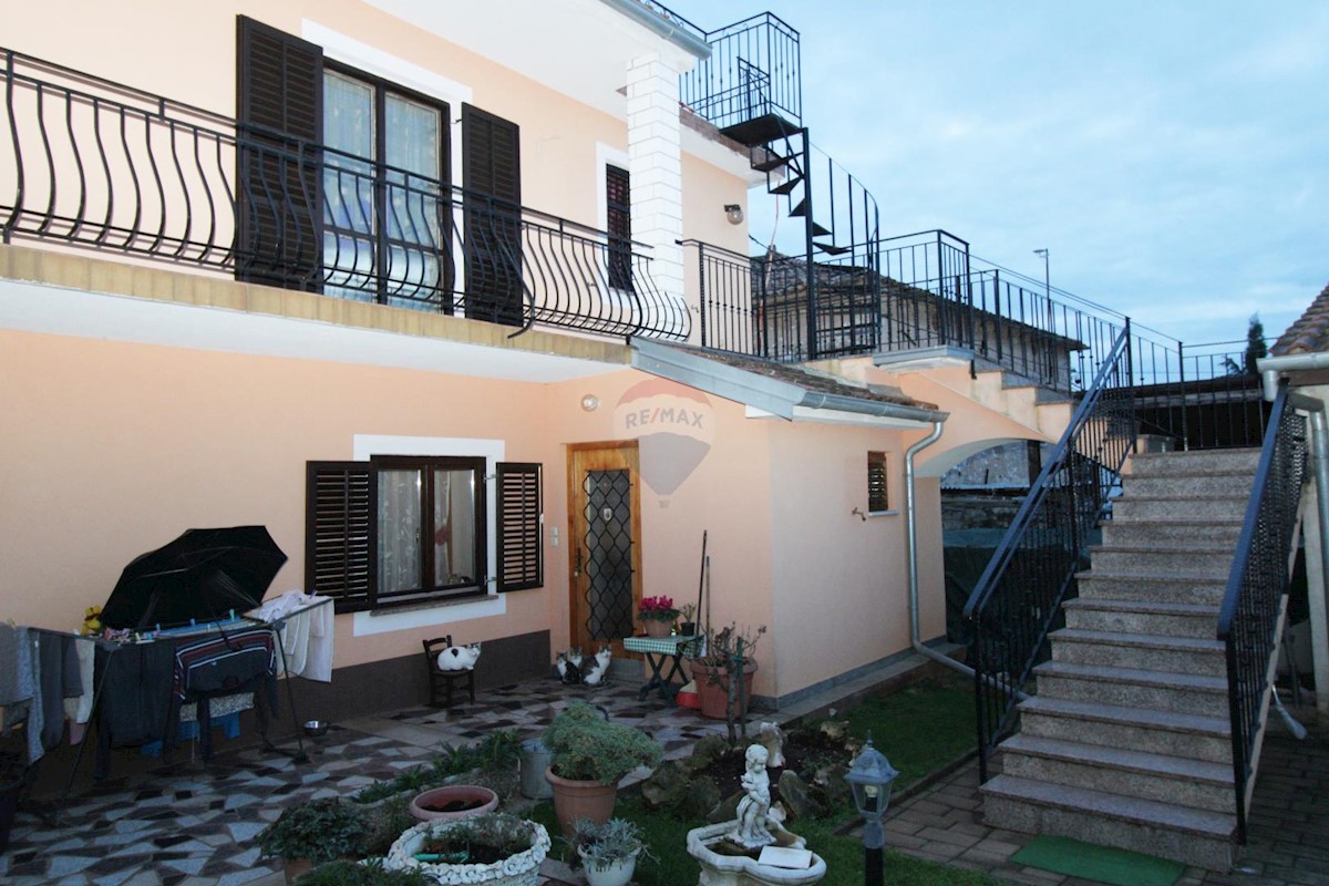 Casa Rogovići, Kaštelir-Labinci, 260m2