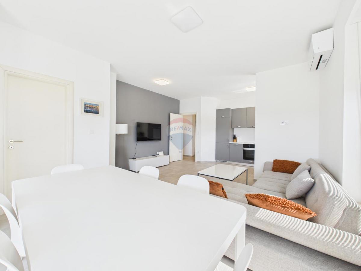 Pola, Štinjan - confortevole appartamento con due camere da letto in un nuovo edificio