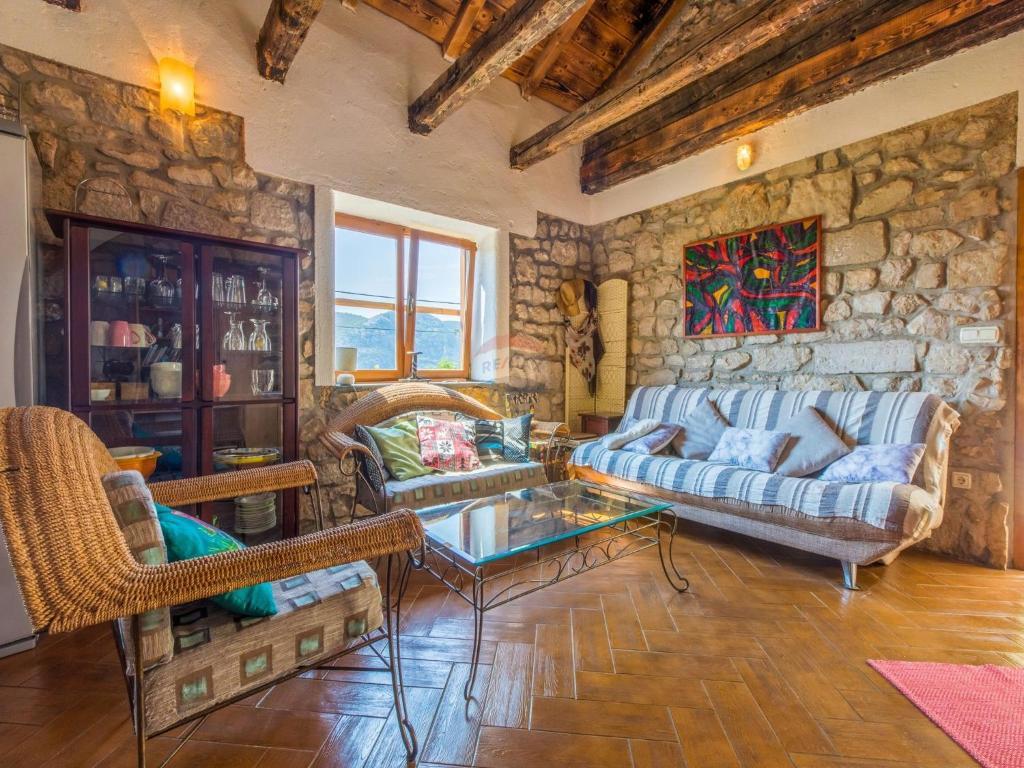 Casa Tribalj, Vinodolska Općina, 130m2