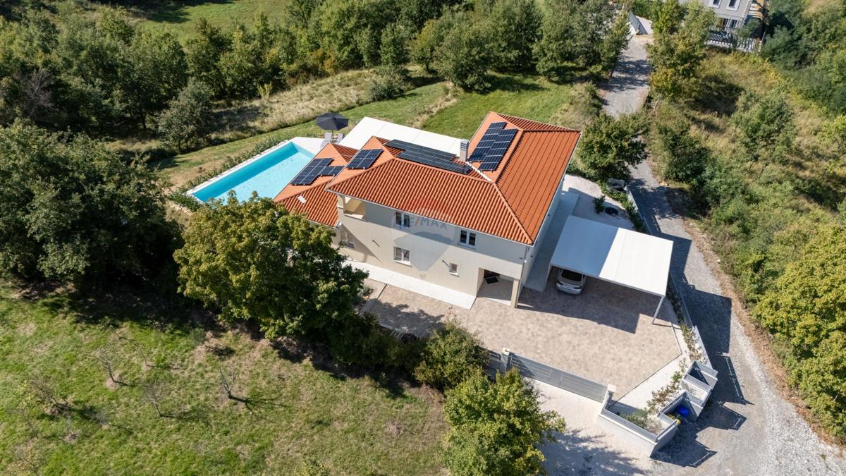 Casa Novaki Motovunski, Karojba, 255m2