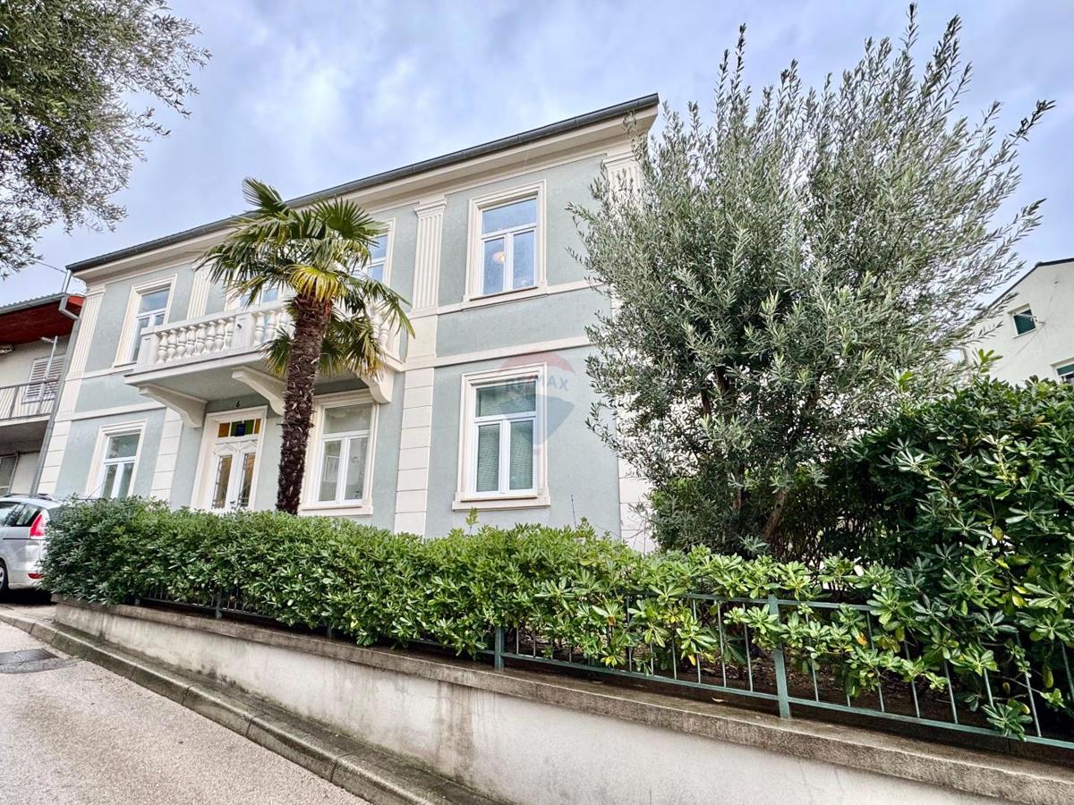 Casa Crikvenica, 302m2