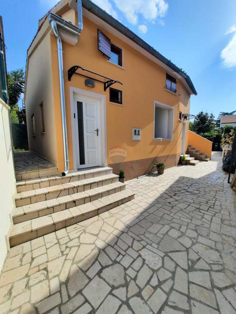 Casa Pješčana Uvala, Medulin, 100m2