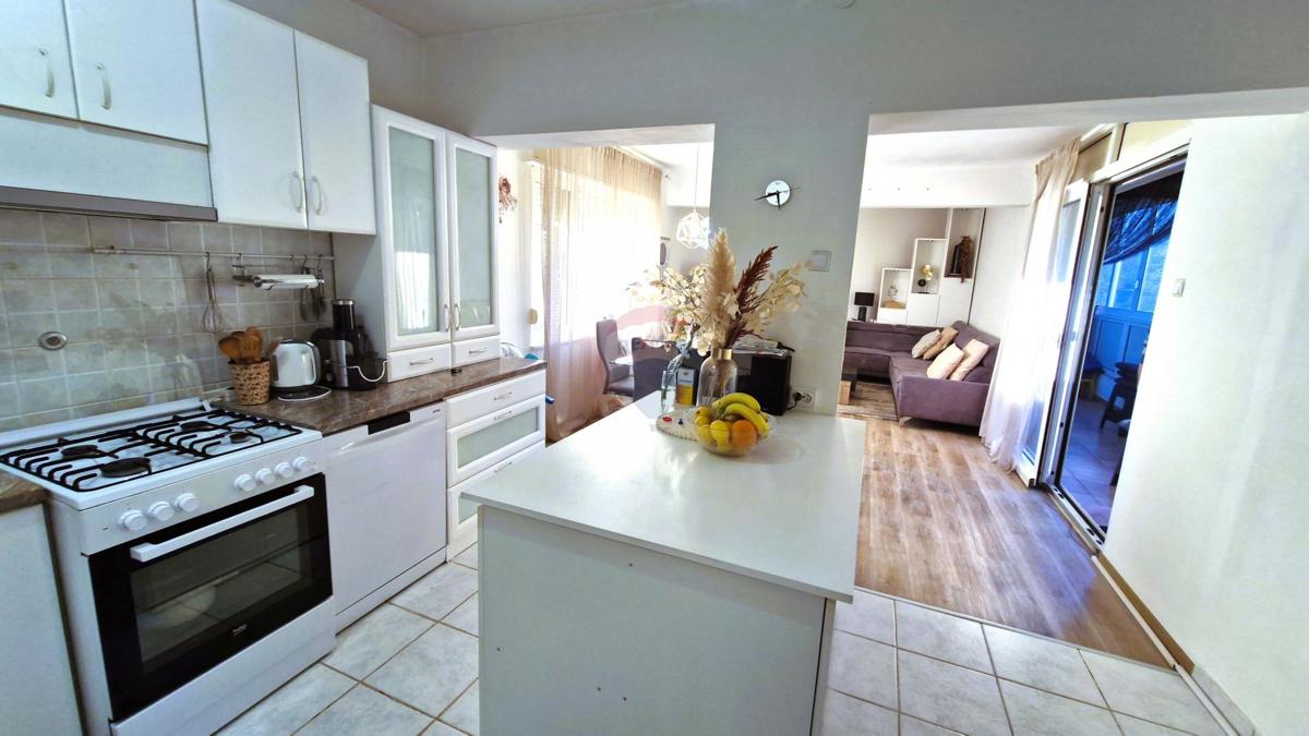 Appartamento Šijana, Pula, 96m2