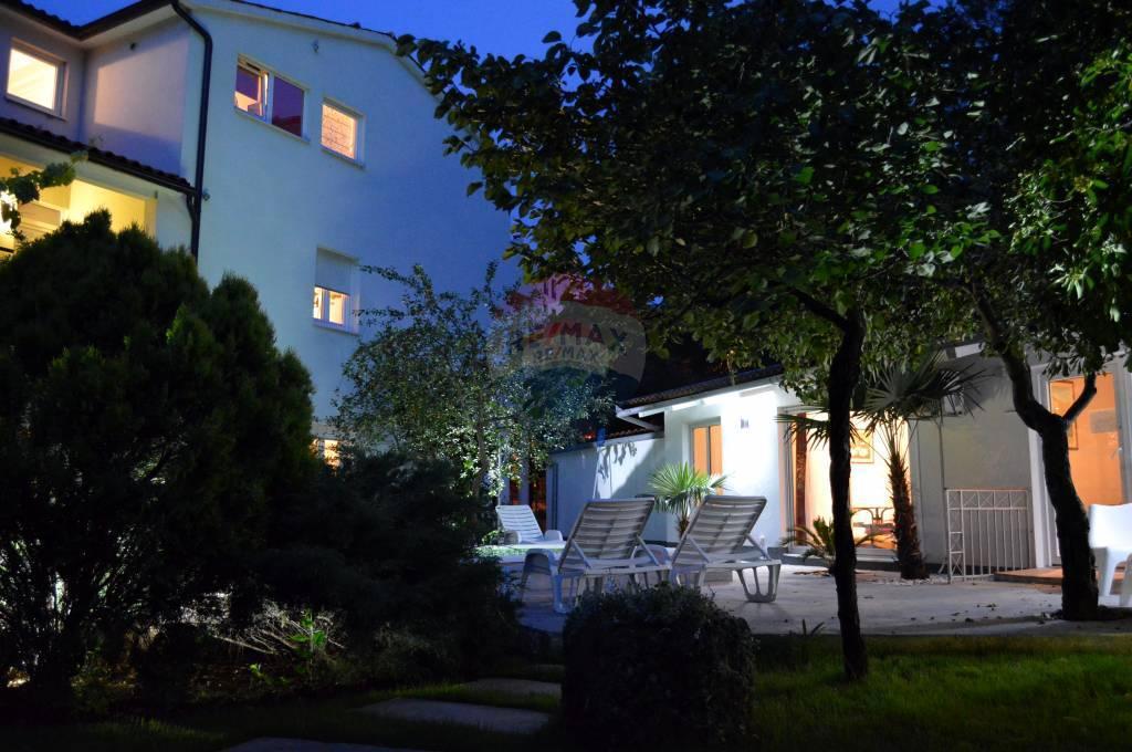 Casa Stoja, Pula, 500m2