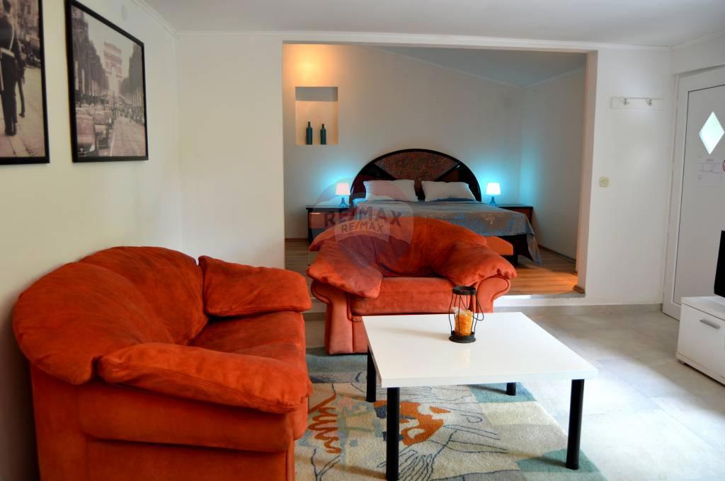 Casa Stoja, Pula, 500m2