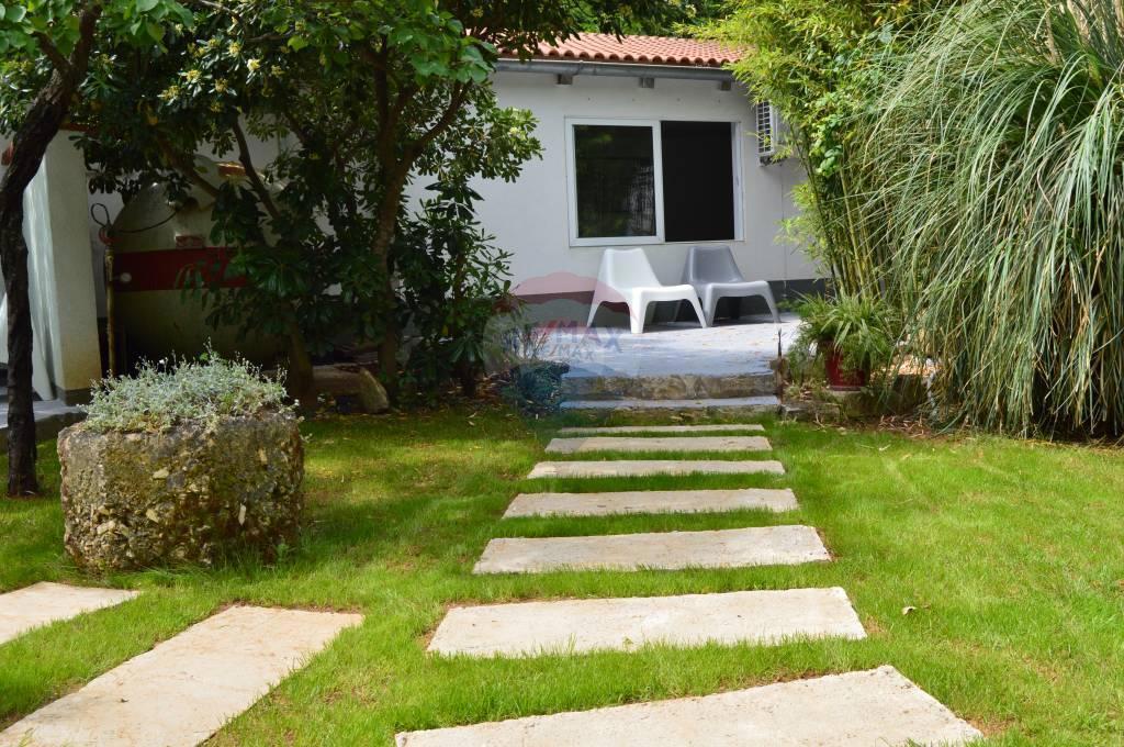 Casa Stoja, Pula, 500m2