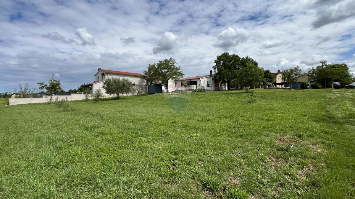 Terreno edificabile Gradina, Sveti Lovreč, 819m2