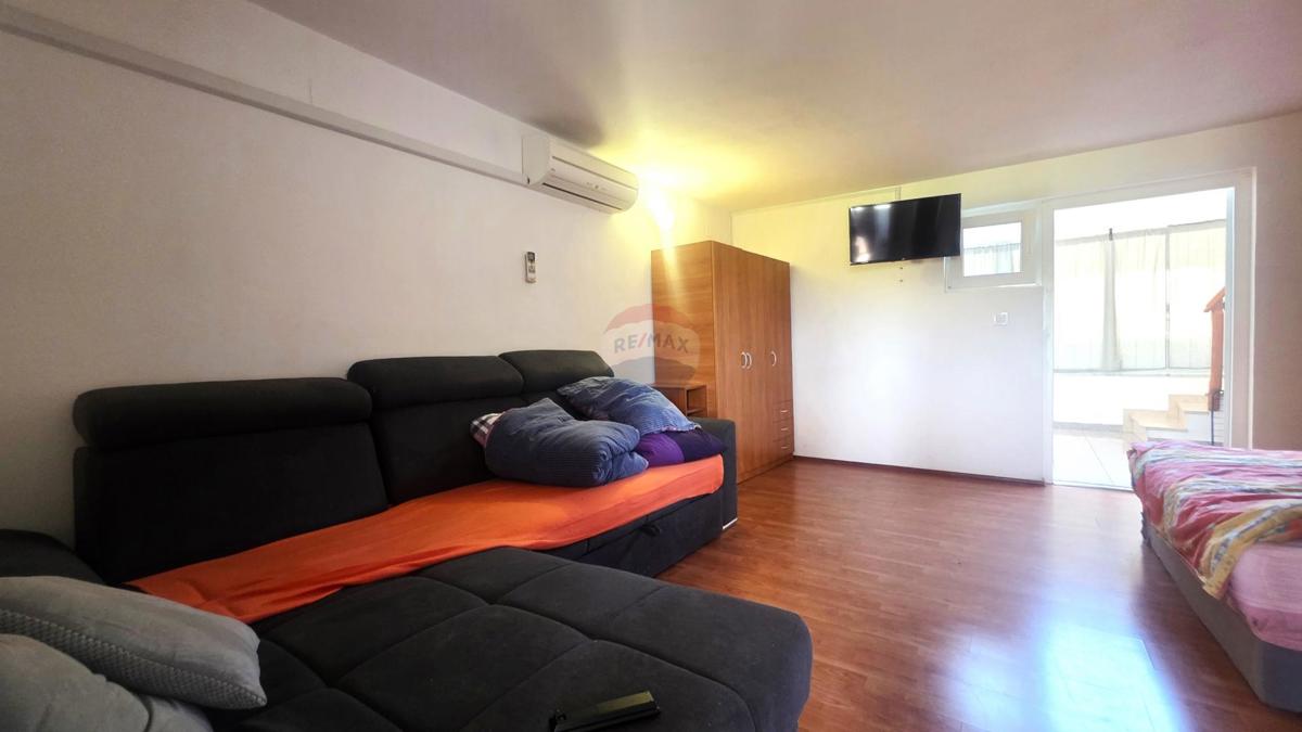 Casa Kaštel, Buje, 75m2
