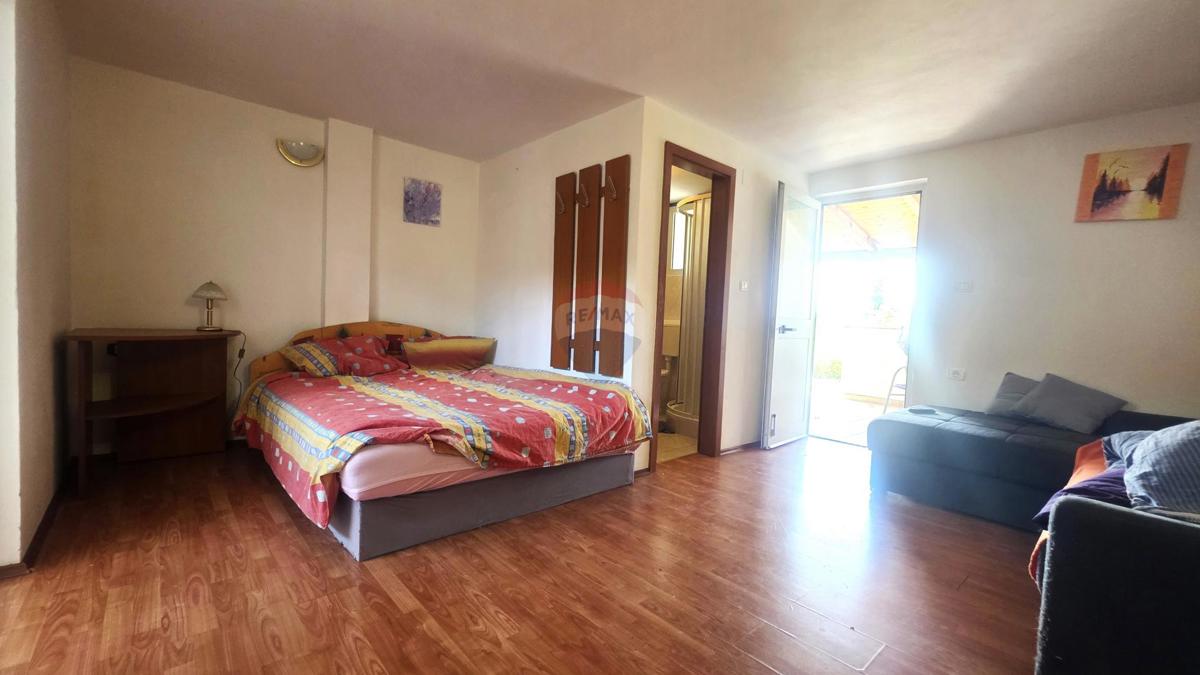 Casa Kaštel, Buje, 75m2