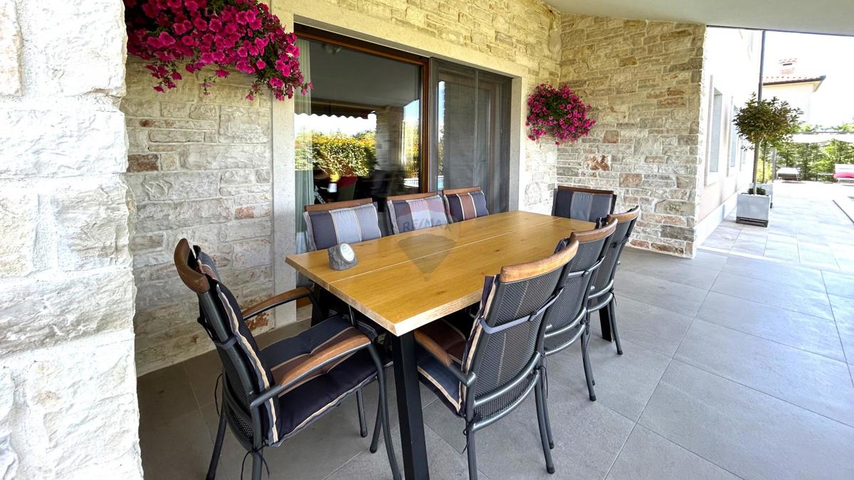 Casa Karigador, Brtonigla, 170m2