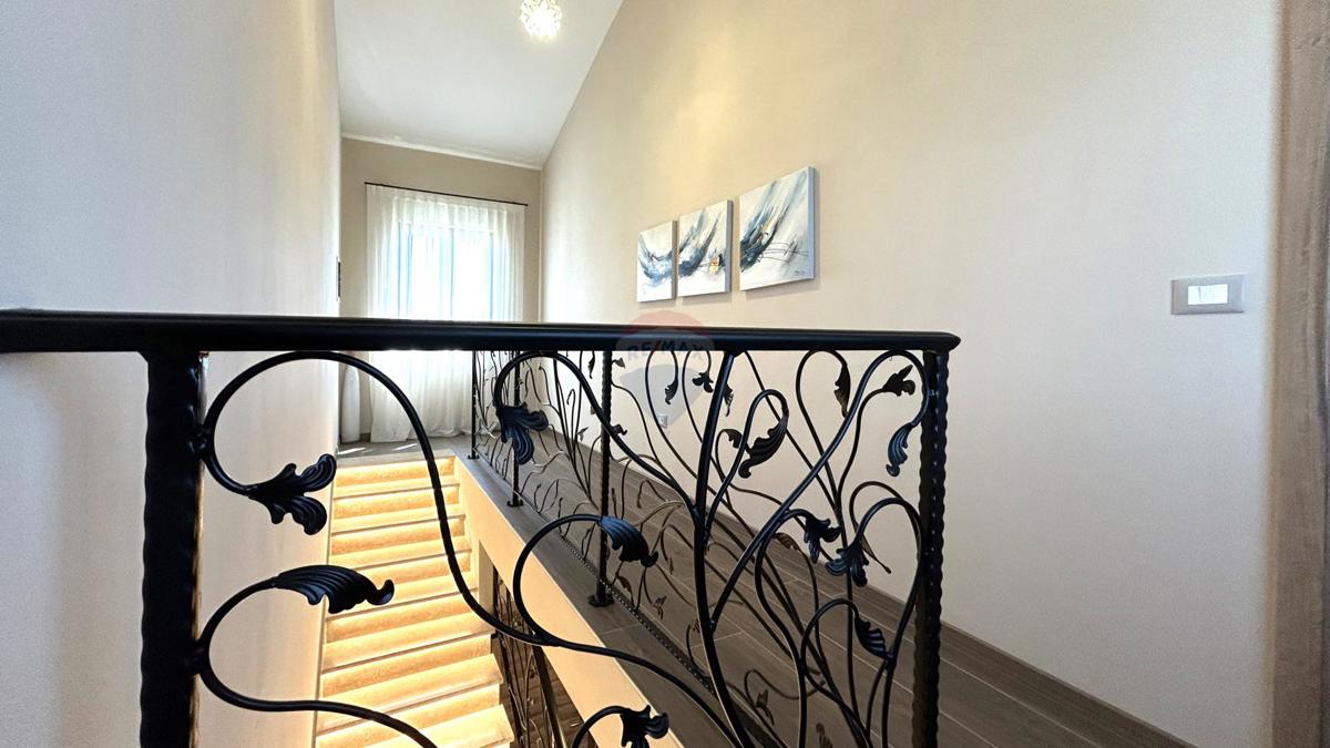 Casa Karigador, Brtonigla, 170m2
