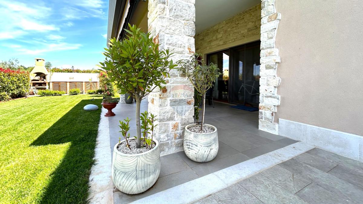 Casa Karigador, Brtonigla, 170m2