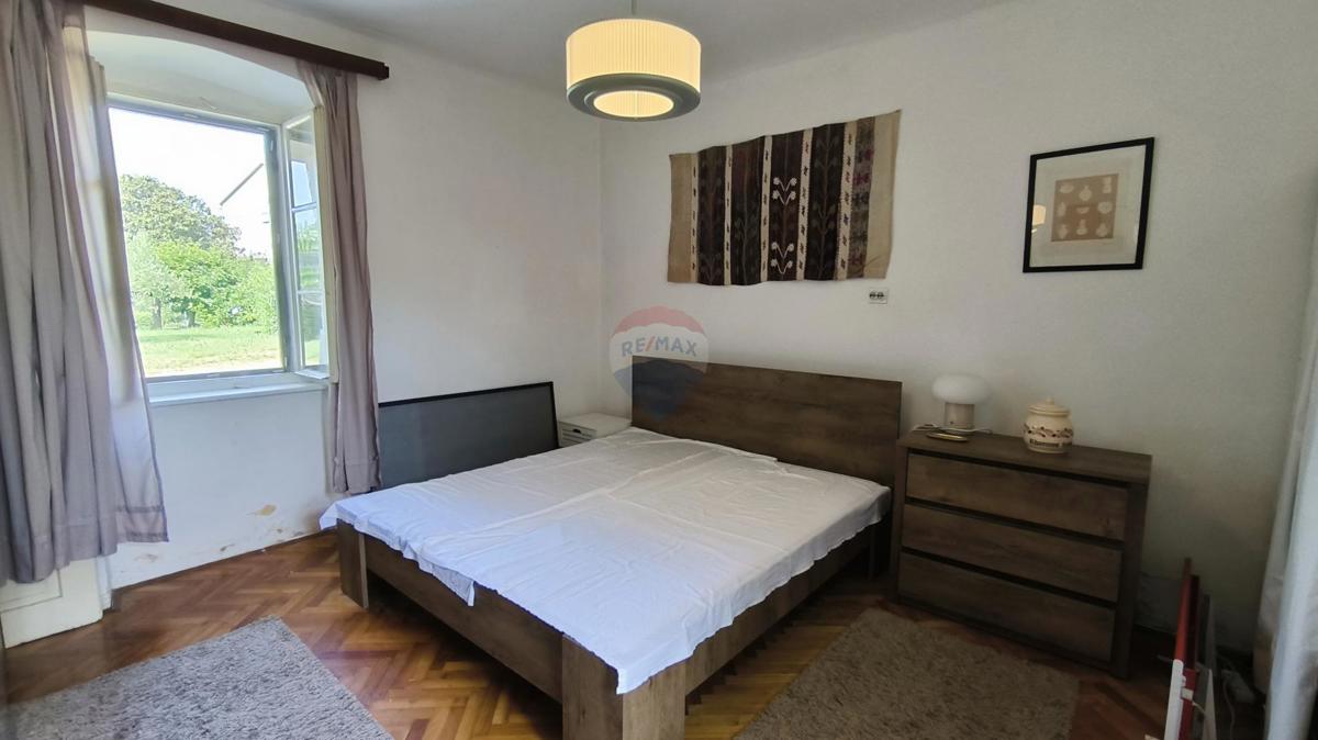 Casa Veli vrh, Pula, 69m2