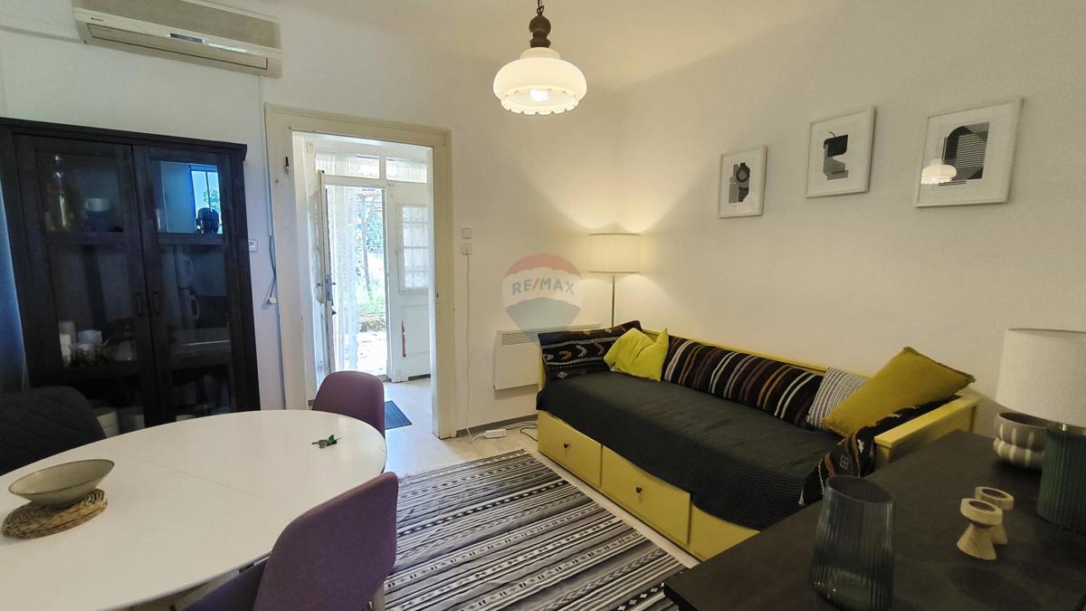 Casa Veli vrh, Pula, 69m2