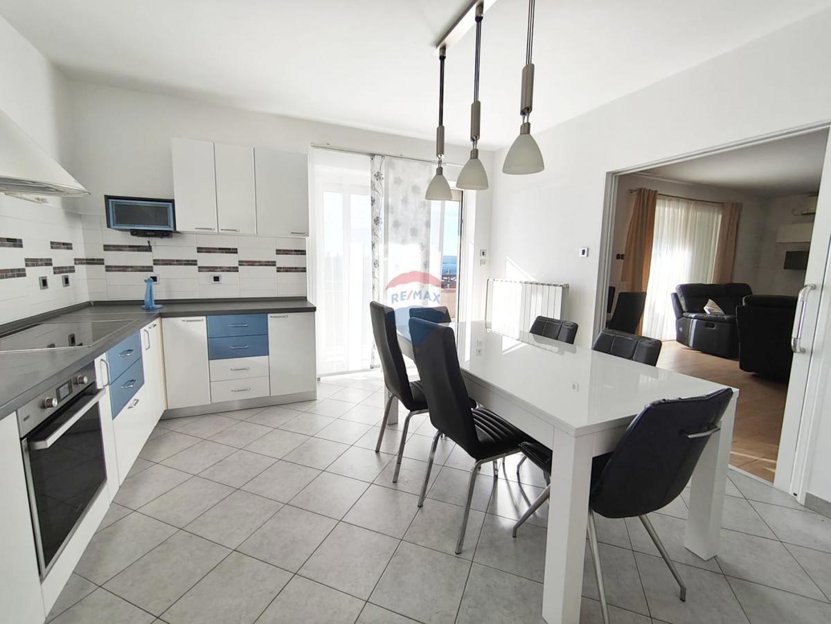 Appartamento Novi Vinodolski, 120,58m2