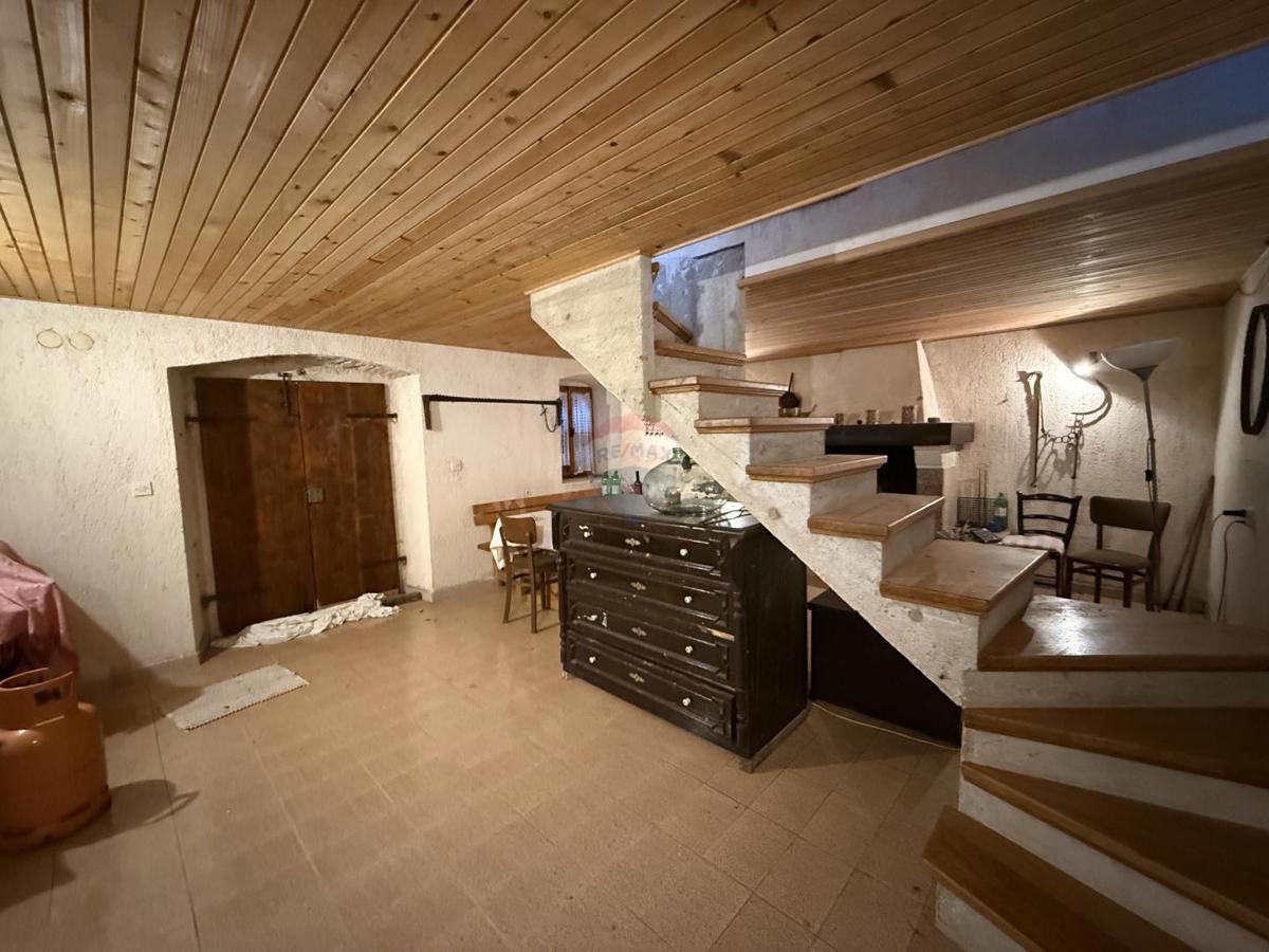 ISTRIA, ŽMINJ – Bella tenuta e terreno edificabile