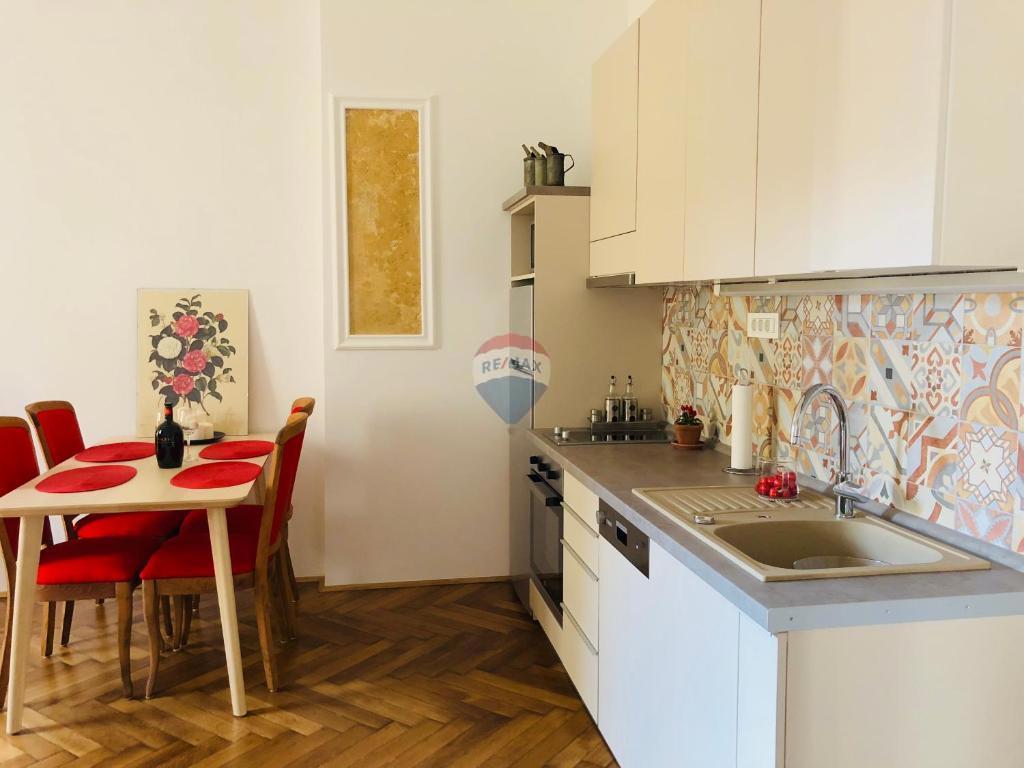 Appartamento Opatija - Centar, Opatija, 96m2