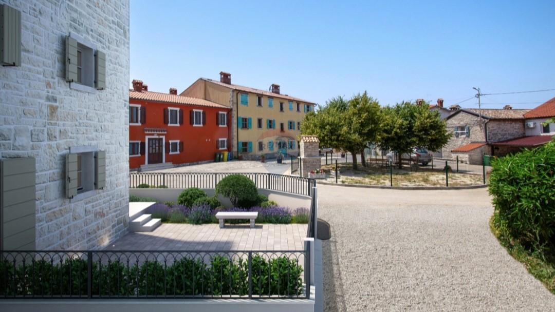 Istria, Buje, dintorni – Casa in pietra da ristrutturare con vista